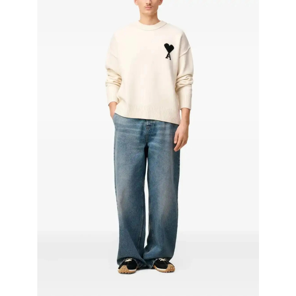 [Ami Paris] Sweatshirt FW26 UKS838.018  151