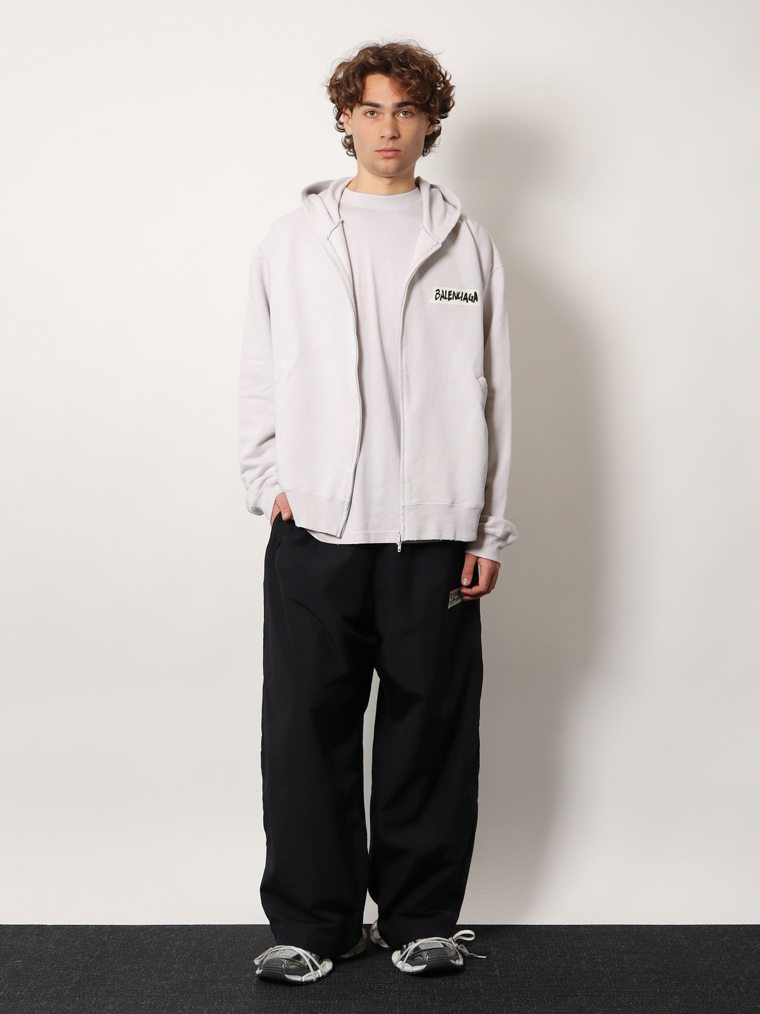 [Balenciaga] Sweatshirt FW26 850338TTVL79012