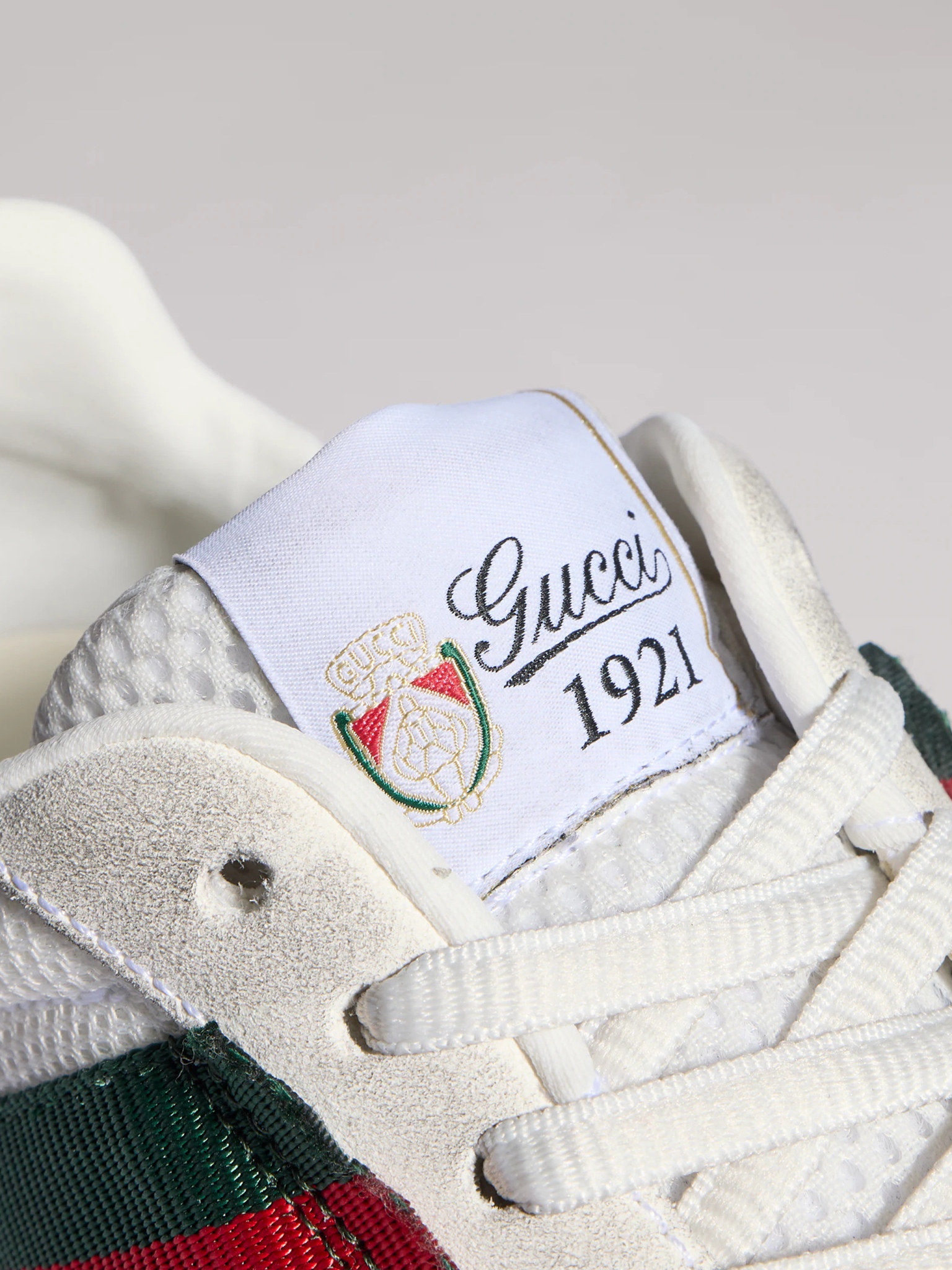 [Gucci] Sneakers FW26 875164FAF9H9052