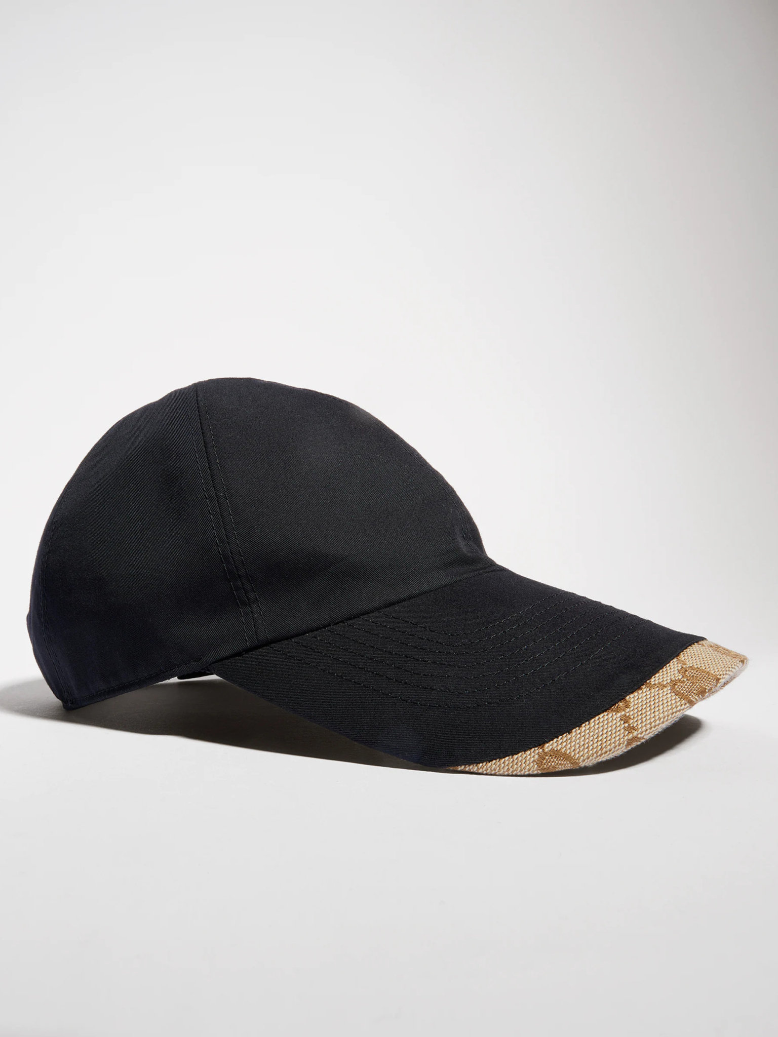 [Gucci] Cap FW26 8756704HBJ91096