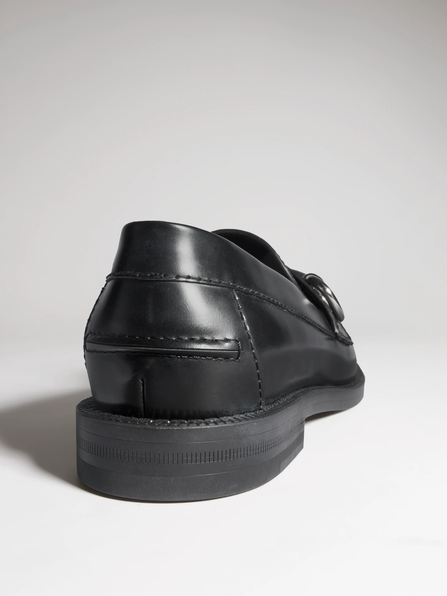 [Gucci] Loafer FW26 87518017X001000