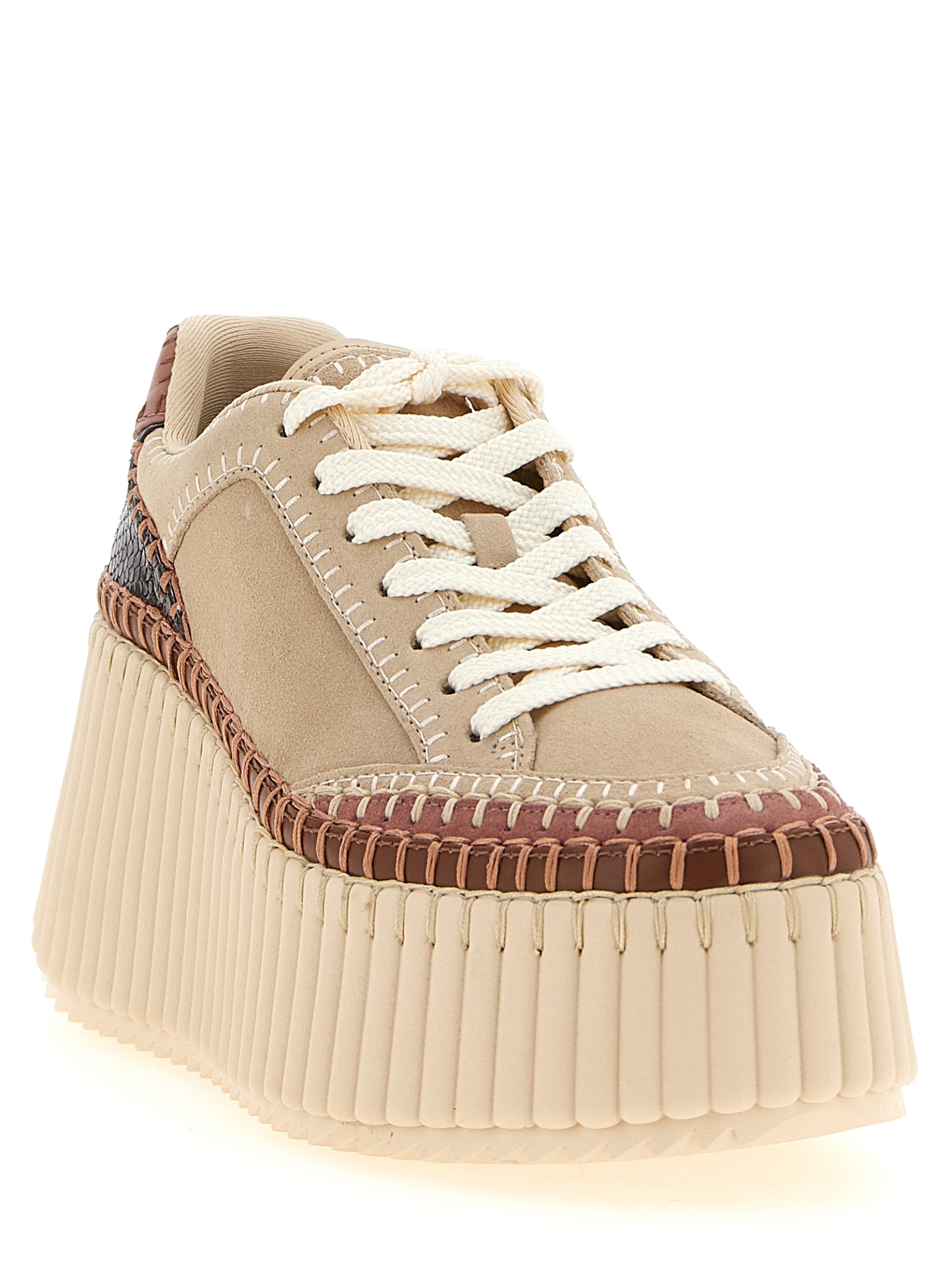 [Chloe] Sneakers FW26 CH26A02IYK236