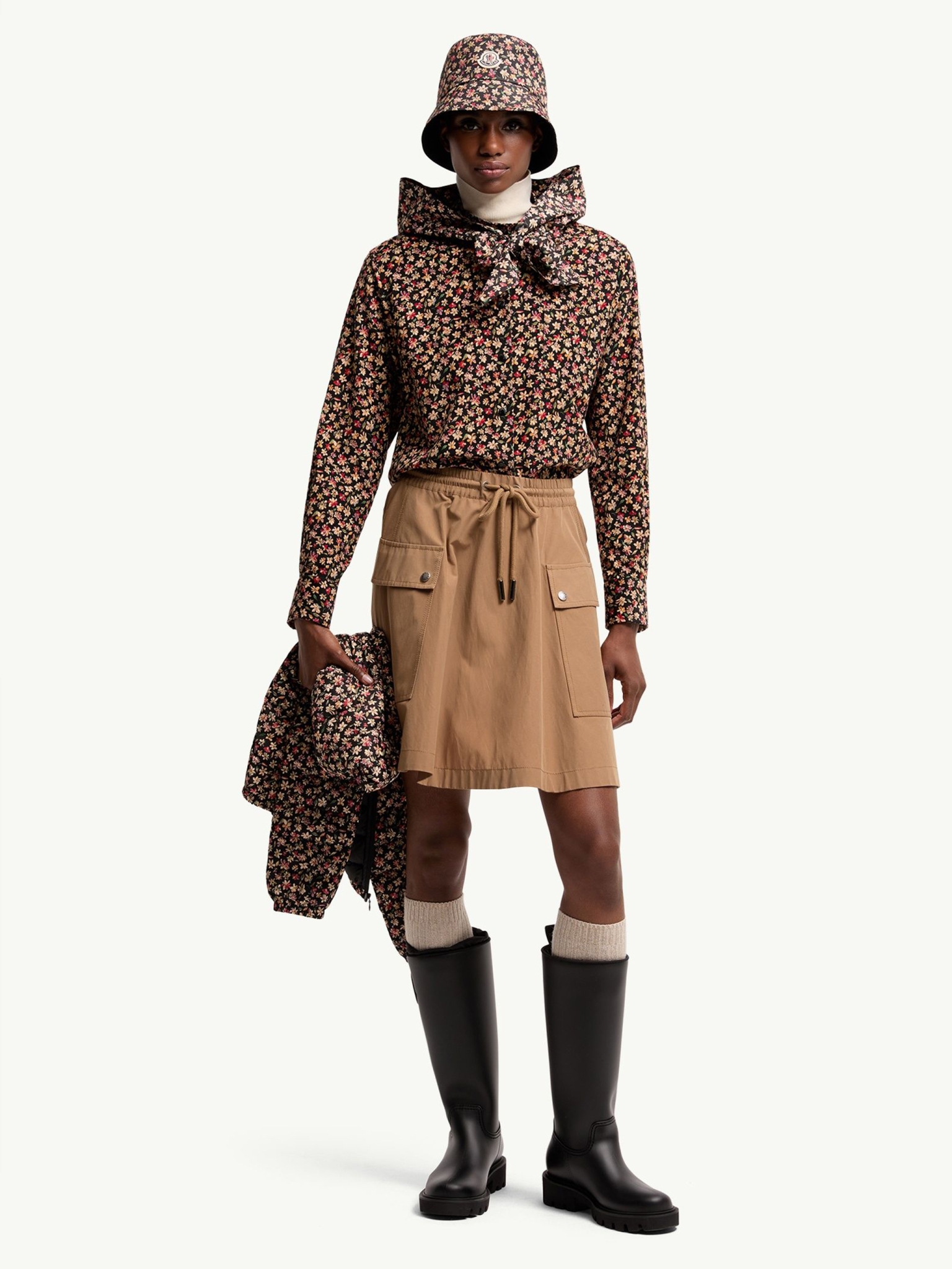 [Moncler] Mini skirt FW26 L20932D00024599MD24N