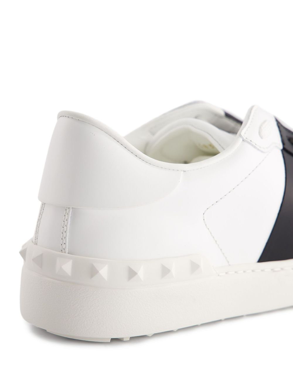 [Valentino Garavani] Sneakers FW26 YS0830BLUA01