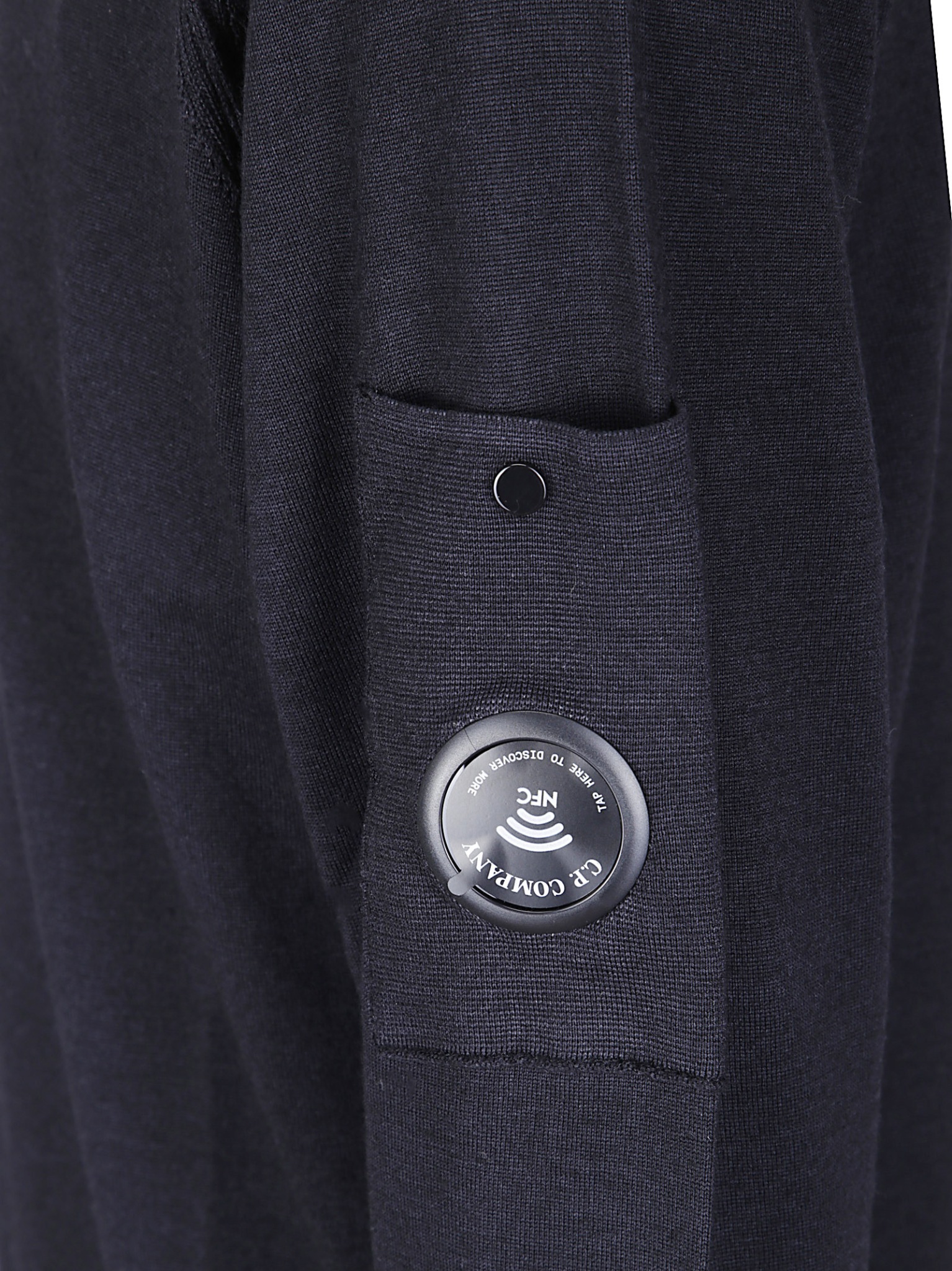 [C.P. Company] Knitwear FW26 21CMKN046A003247F 999