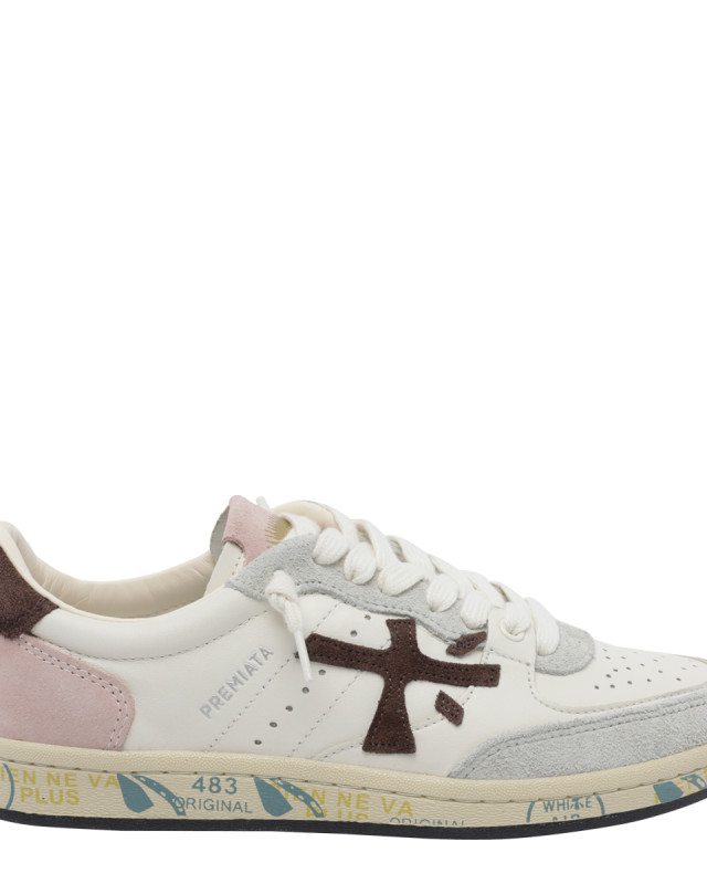 [Premiata] Sneakers FW26 BSKTCLAD8284
