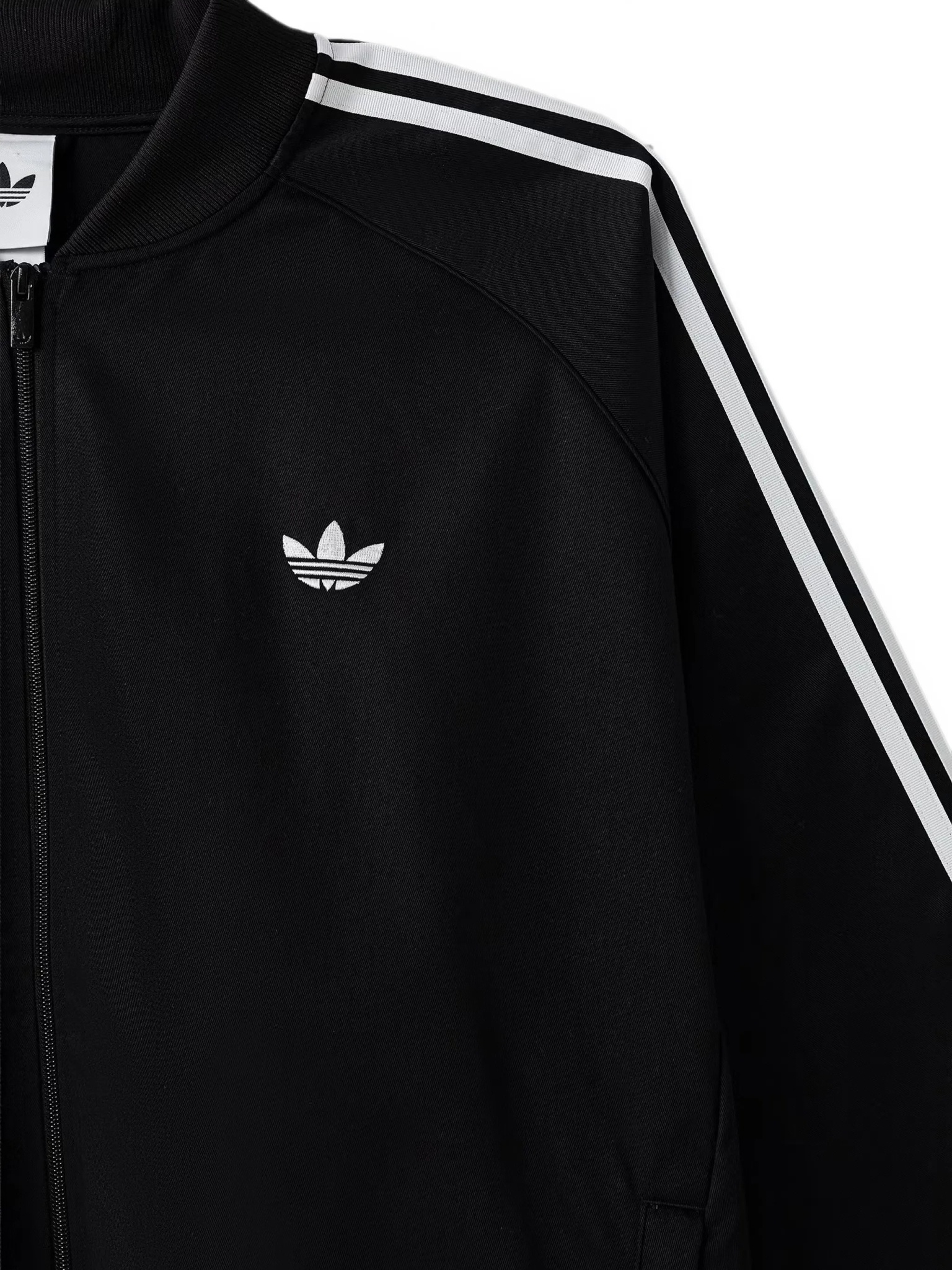 [ADIDAS ORIGINALS] Mouton jacket FW26 KR1371