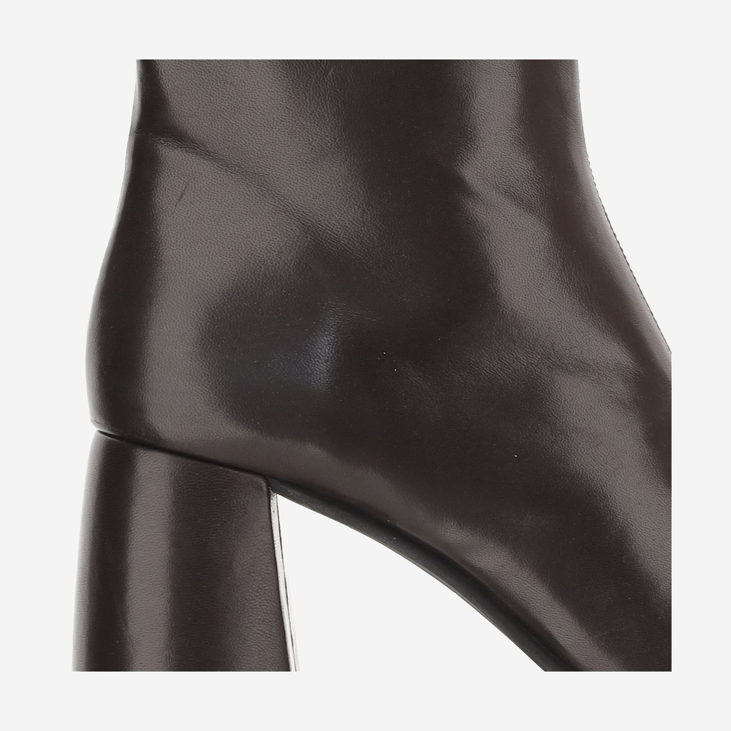 [Poeve] Ankle Boots FW26 MBC1PORTOTDM