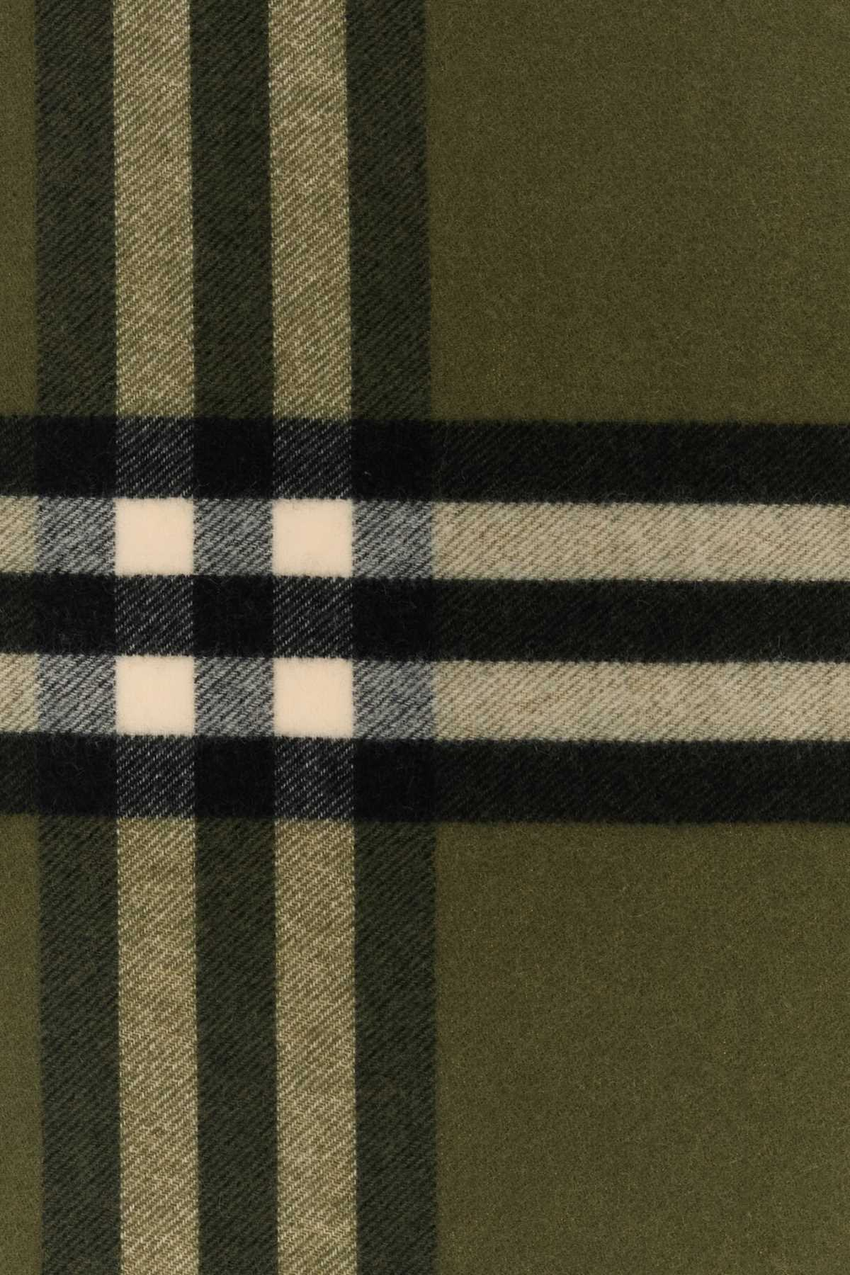 [Burberry] Scarf FW25 8115316 A4469