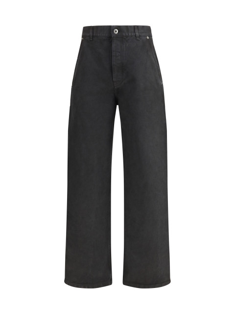 Baggy Jeans with a decorative single belt detail