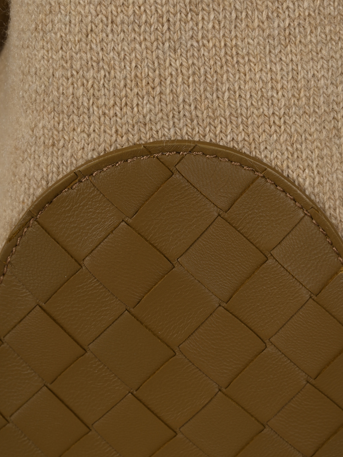 [Bottega Veneta] Cardigan FW26 A000HSV6UG02645