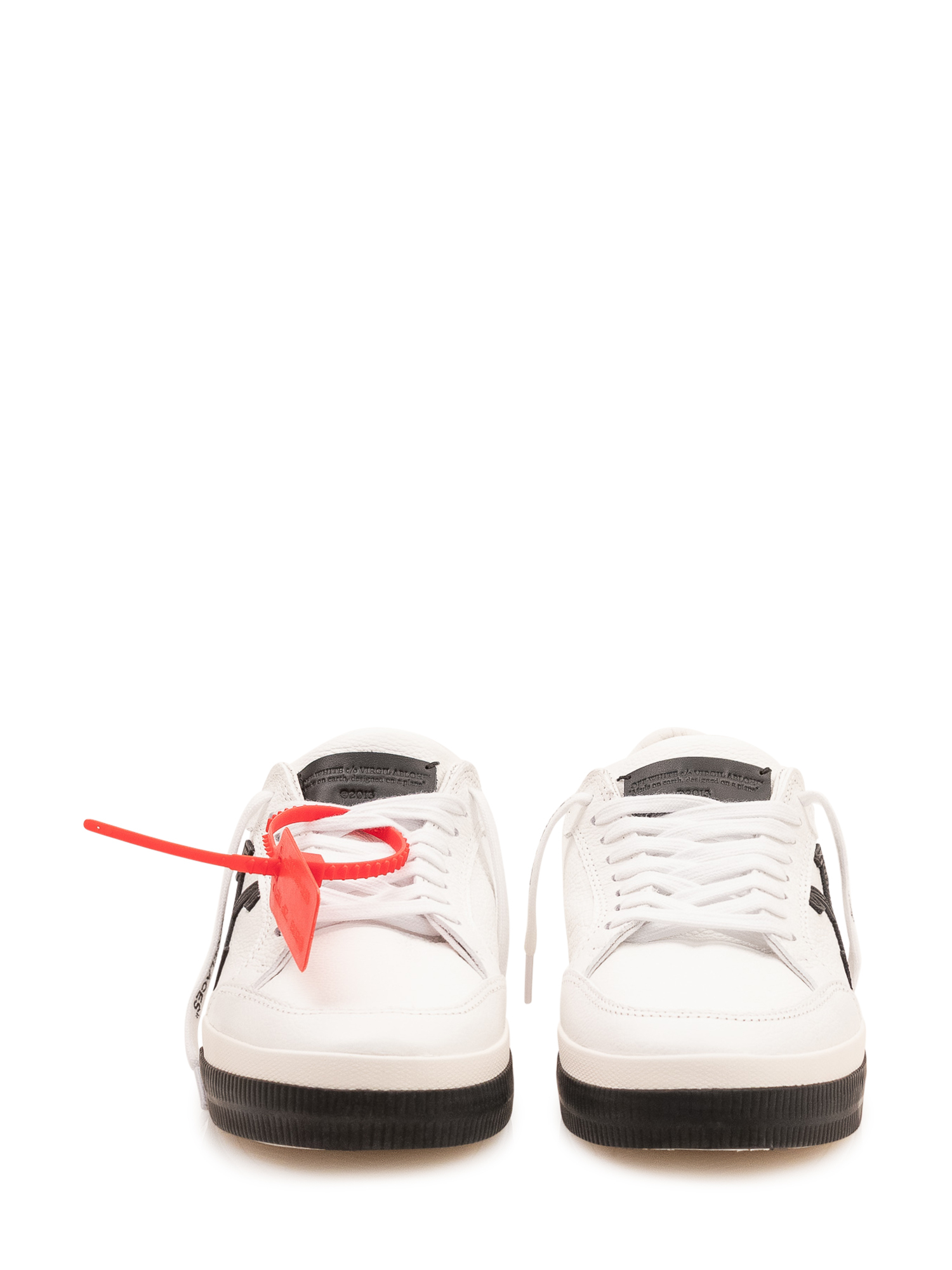 [Off-White] Sneakers FW26 M293C9L002 0110