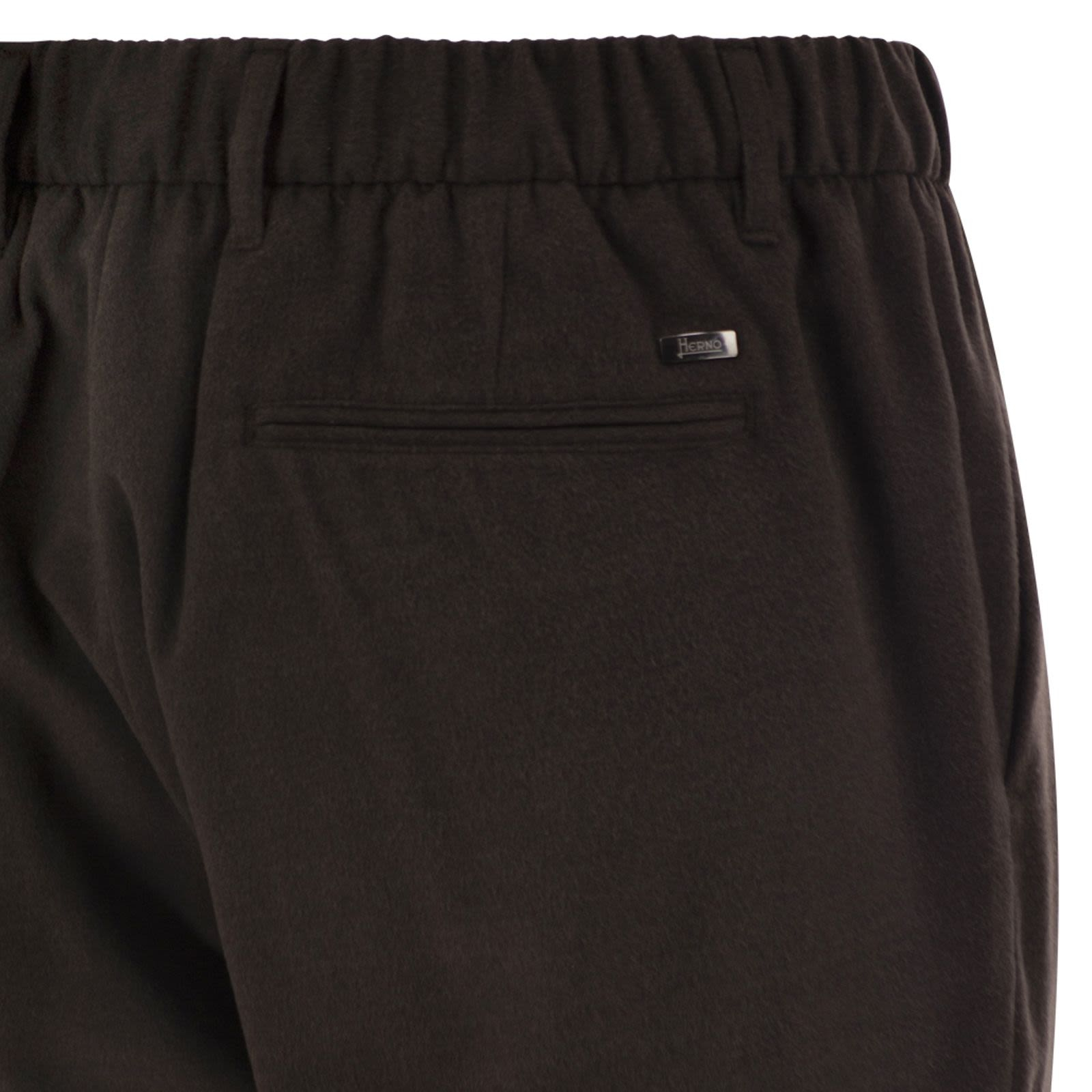 [Herno] Trousers FW26 PT00047UR12934 8810