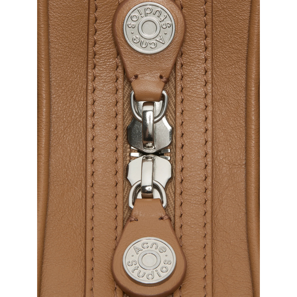 [Acne Studios] Shoulder bag FW26 C10269  CABRO