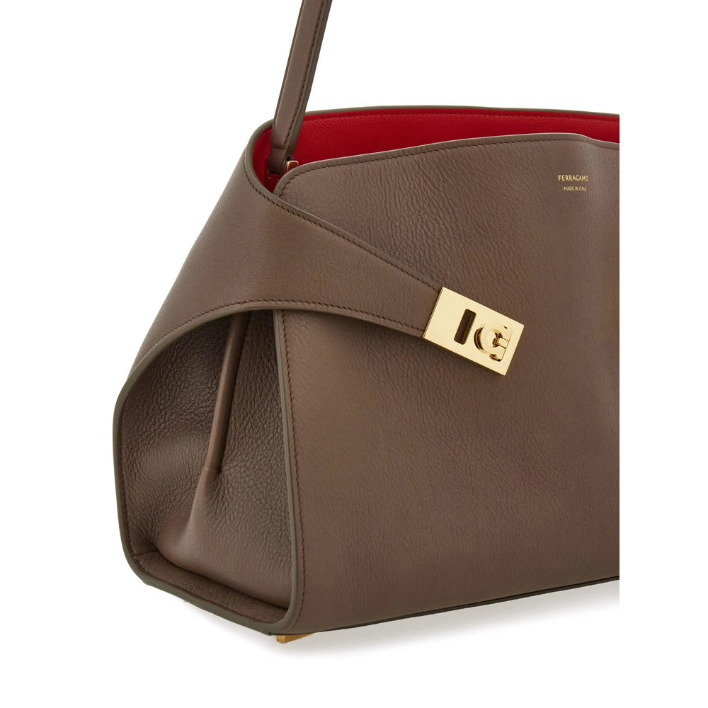 [Ferragamo] Shoulder bag FW26 219816 0780592 CLARE