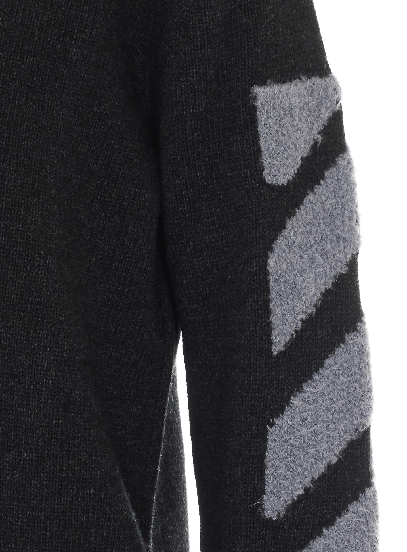 [Off White] Knitwear FW26 OMHE087F26KNI002010