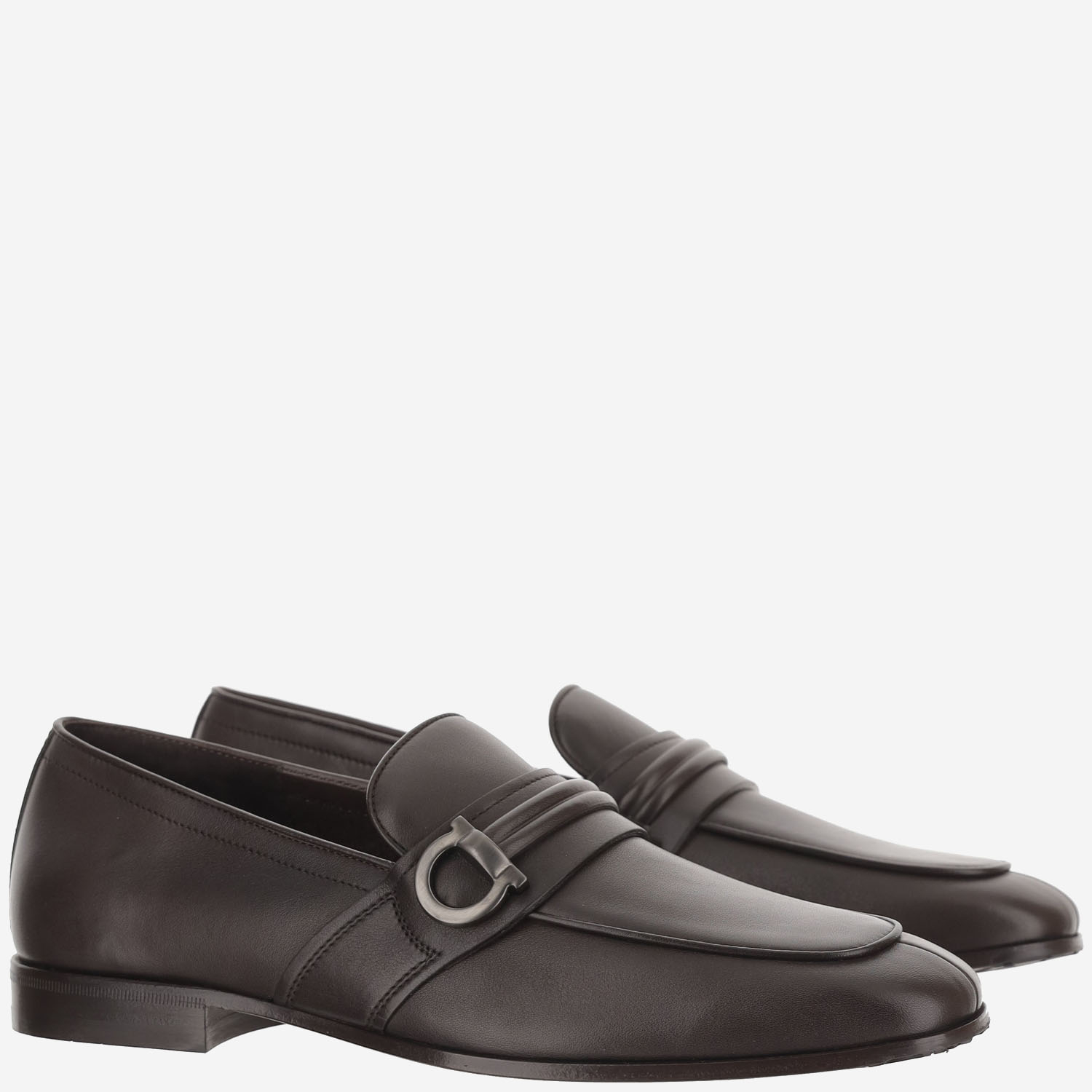 [Salvatore Ferragamo] Loafer FW26 02A942001