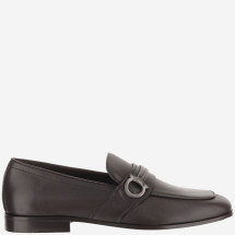 [Salvatore Ferragamo] Loafer FW26 02A942001