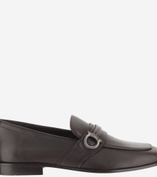 [Salvatore Ferragamo] Loafer FW26 02A942001