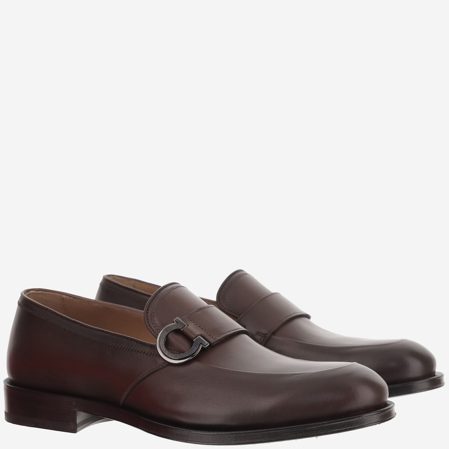 [Salvatore Ferragamo] Loafer FW26 02A799001