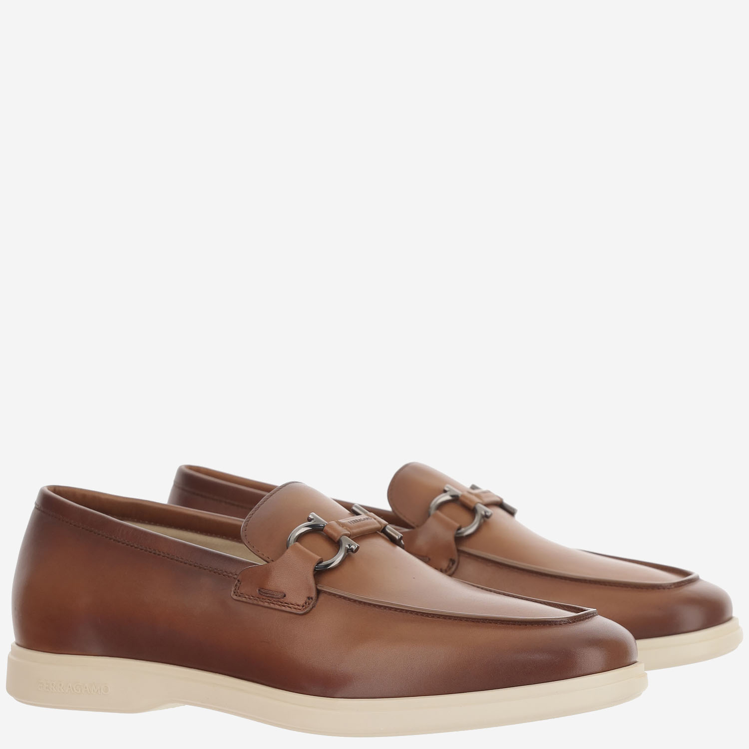 [Salvatore Ferragamo] Loafer FW26 028298008