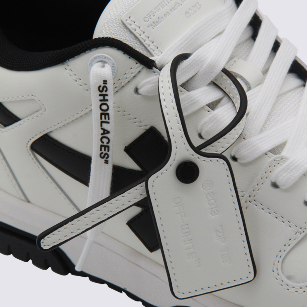 [Off-White] Sneakers FW26 OMIA189C99LEA0190110
