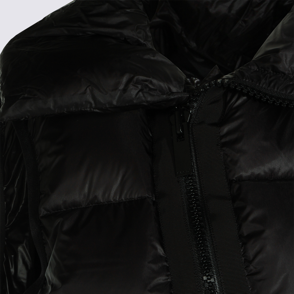 [Sacai] Down Vest FW26 SCW376001