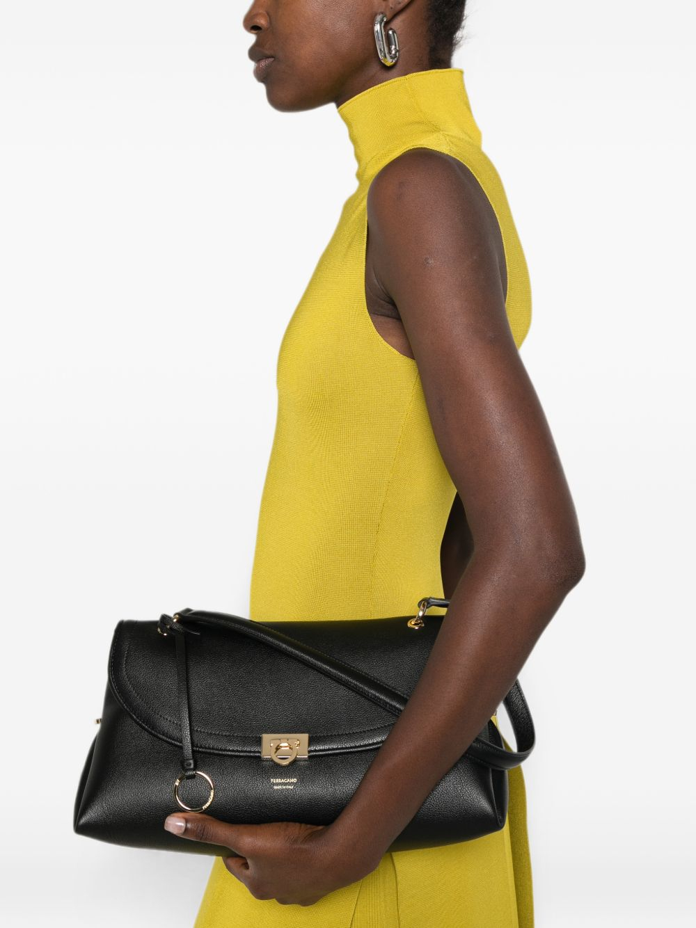 [Salvatore Ferragamo] Shoulder bag FW26 0796247NERO