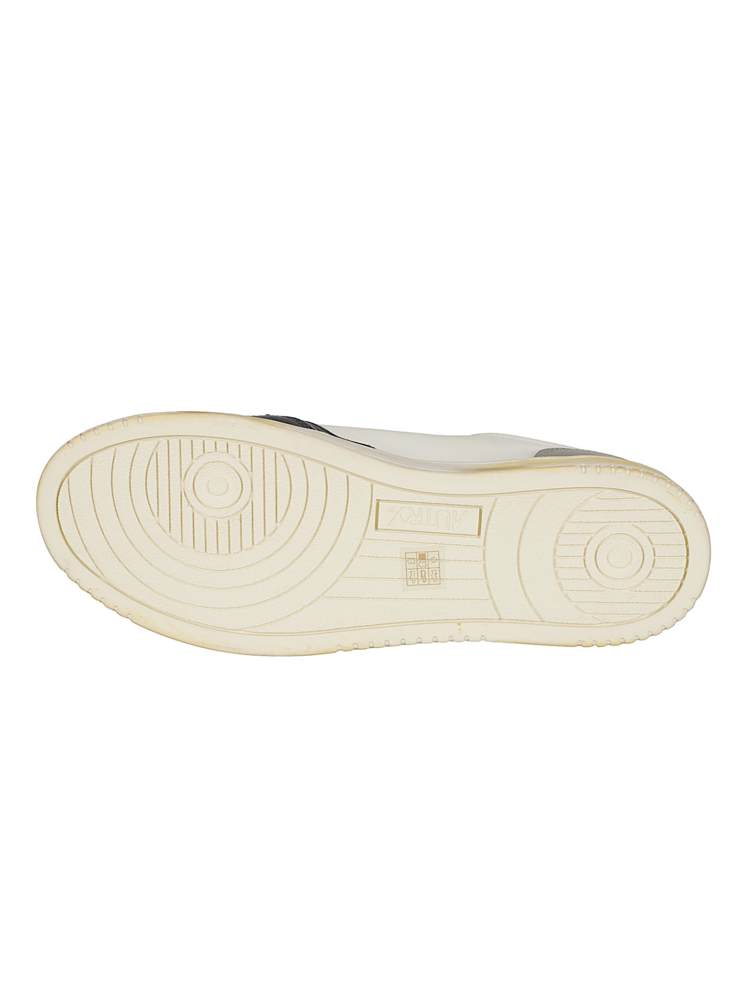 [AUTRY] Sneakers FW26 AVLM SV06