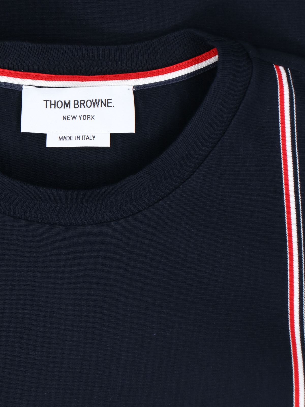 [Thom Browne] T-shirts Short Sleeve SS26 MJS252A J0138415