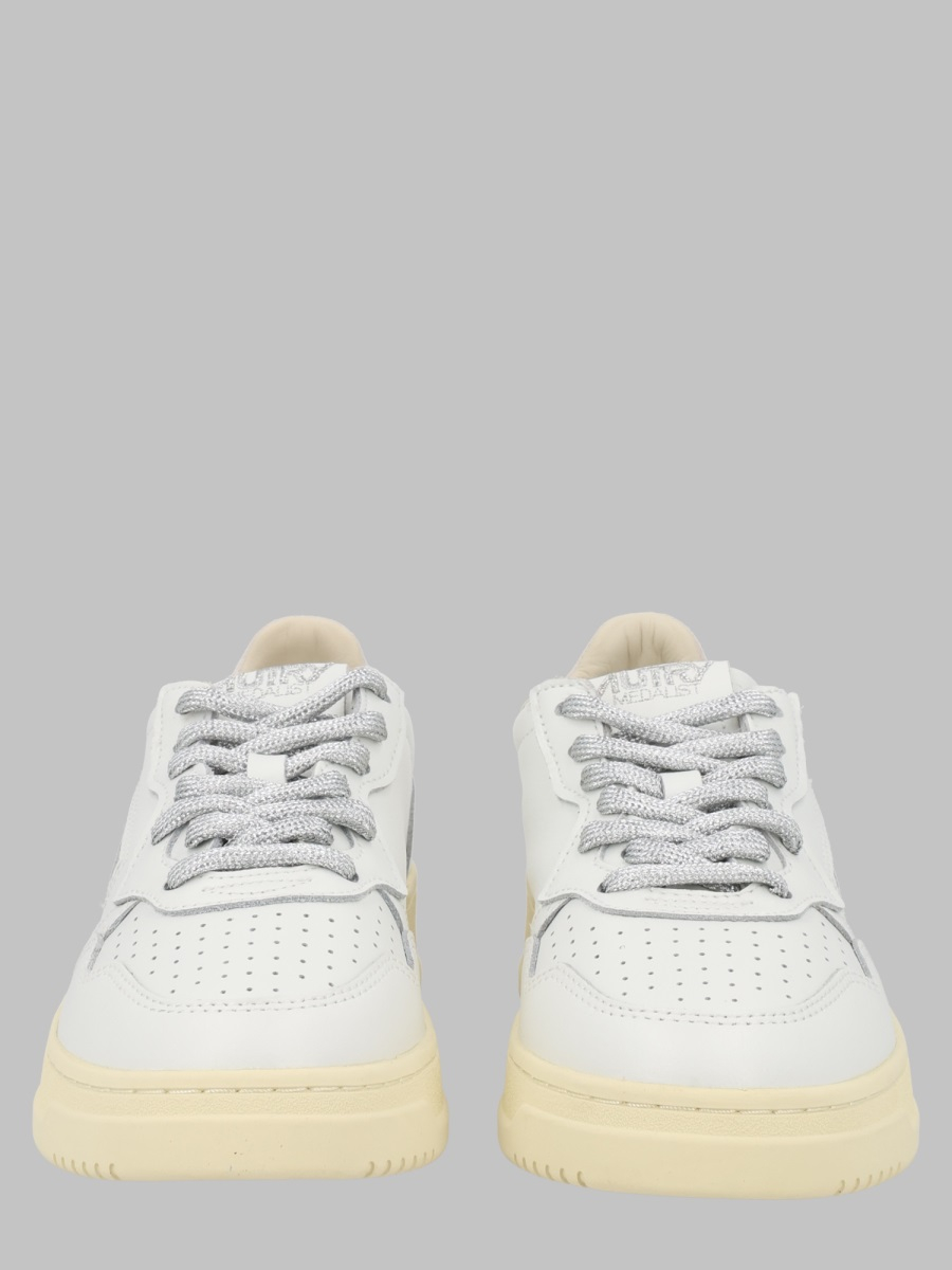 [AUTRY] Sneakers FW26 AULW_SW03