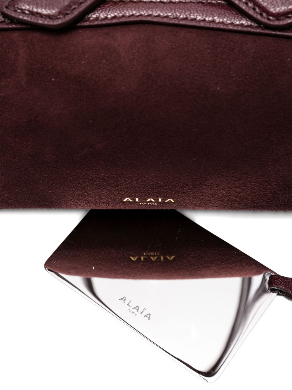 [Alaia] Shoulder bag FW26 AA1S06029CA577325
