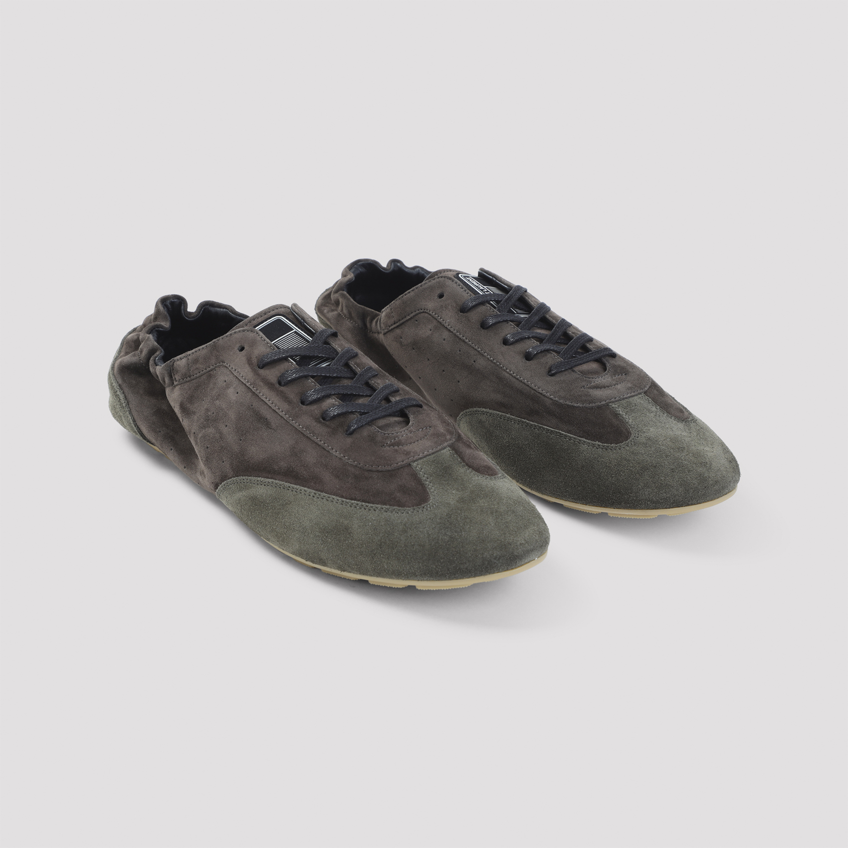[Saint Laurent] Sneakers FW26 A003Q6.27DAG