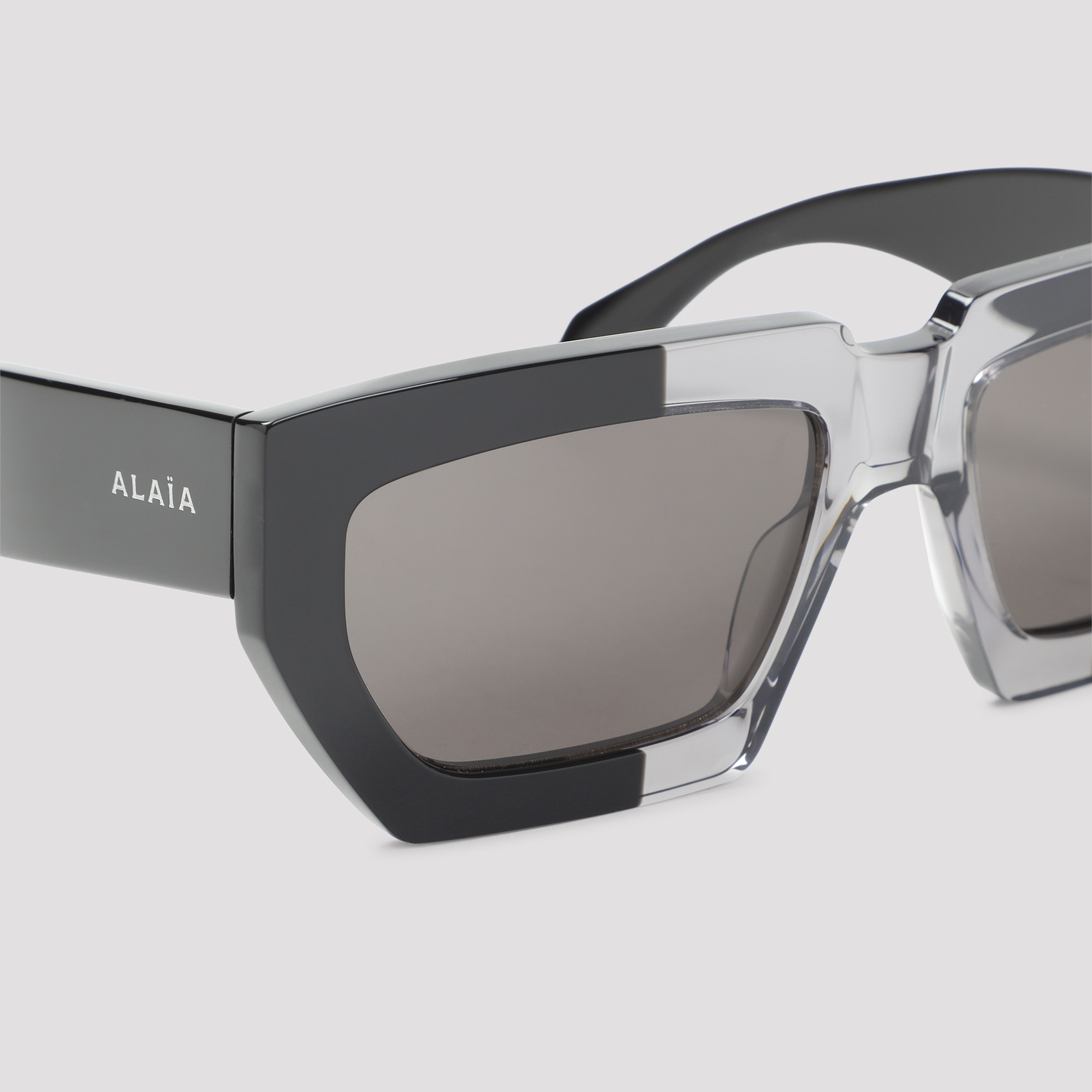 [ALAÏA EYEWEAR] Sunglasses FW26 AA0102S