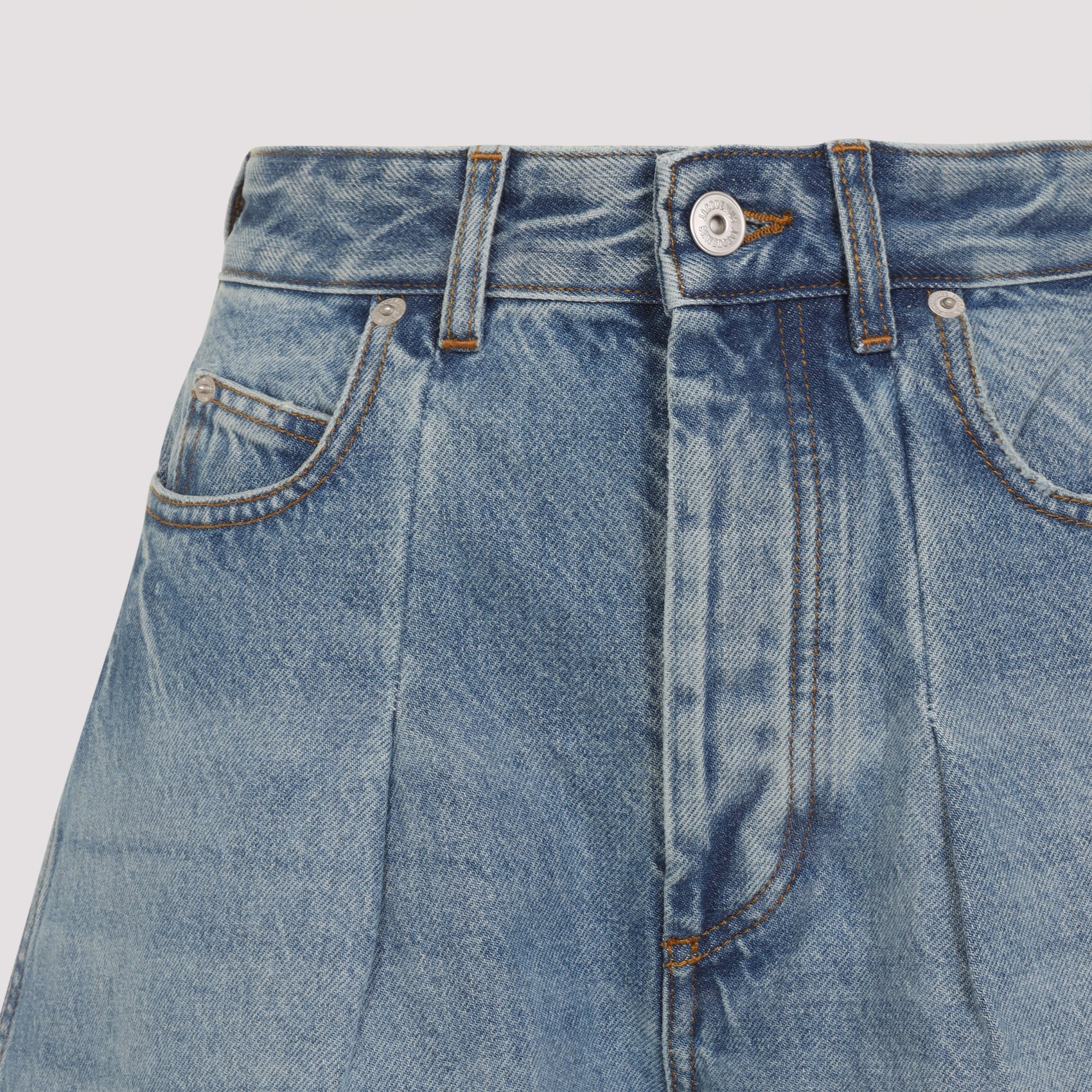 [JACQUEMUS] Jeans FW26 PAW00609AD00038
