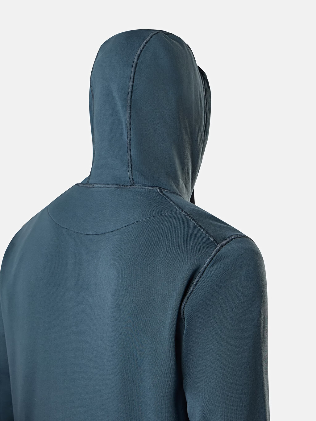 [Stone Island] Sweatshirt FW26 L2S156100060S0051V002E
