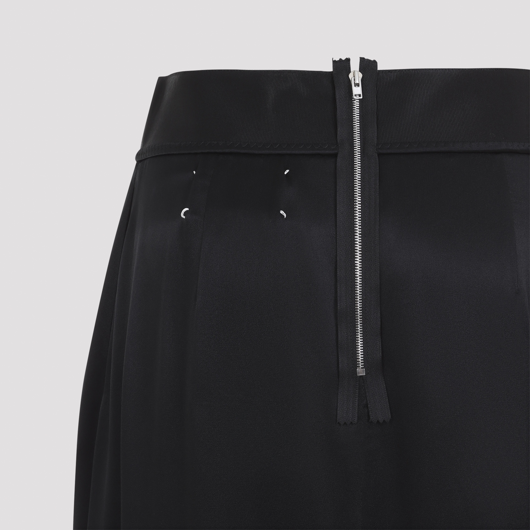[Maison Margiela] Midi skirt FW26 S51ME0062.M36047