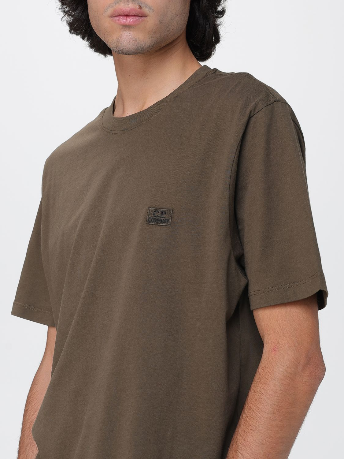 [C.P. Company] T-shirts Short Sleeve FW25 18CMTS031A005100W 683