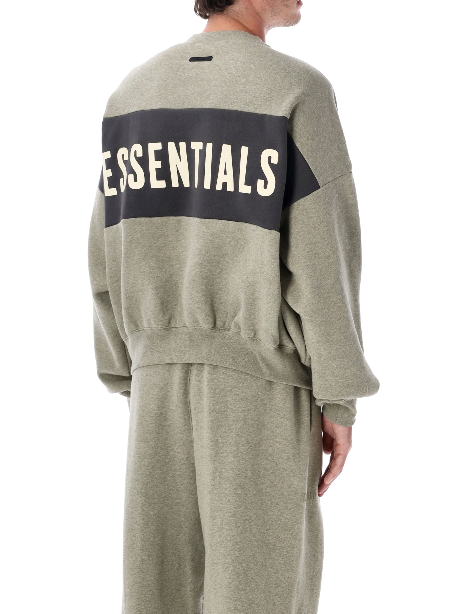 [Fear Of God Essentials] Sweatshirt SS26 RW002820135