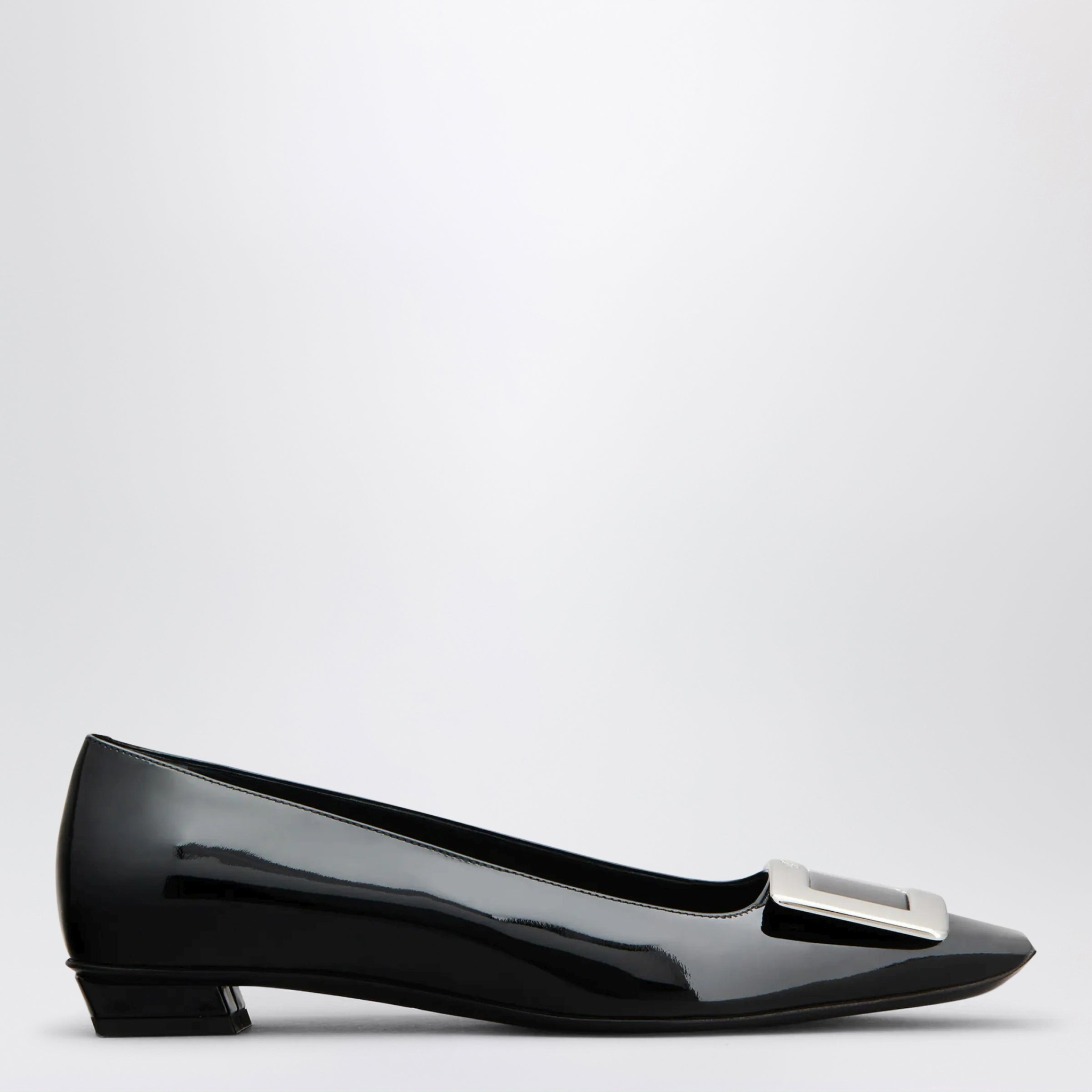 [Roger Vivier] Flat shoes FW26 RVW00700920D1P