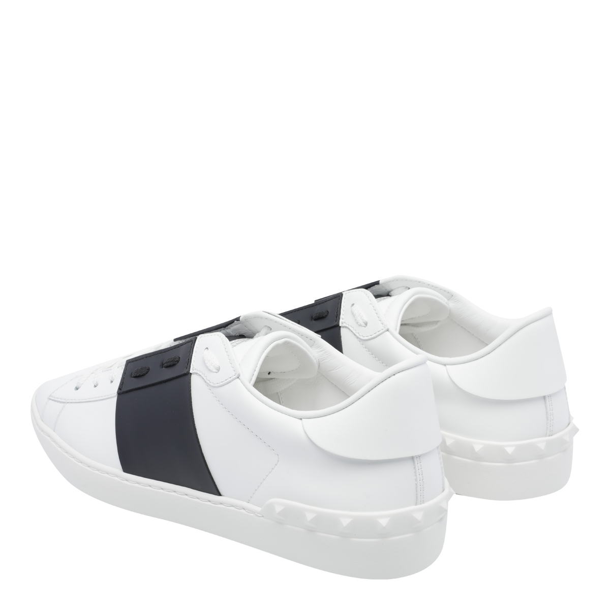 [Valentino Garavani] Sneakers FW26 S0830BLUA01