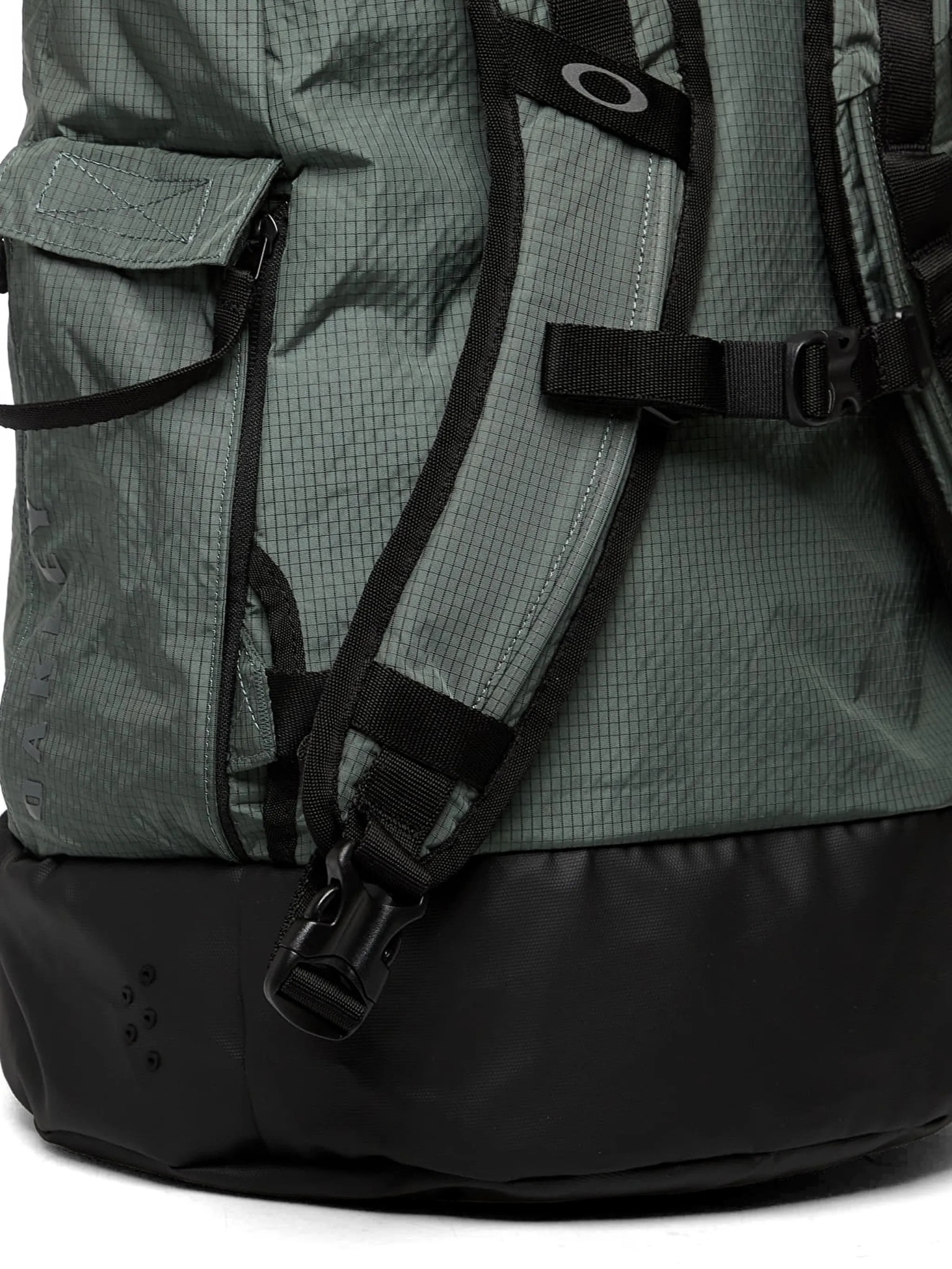 [Oakley] Cross body bag SS26 FOS902079