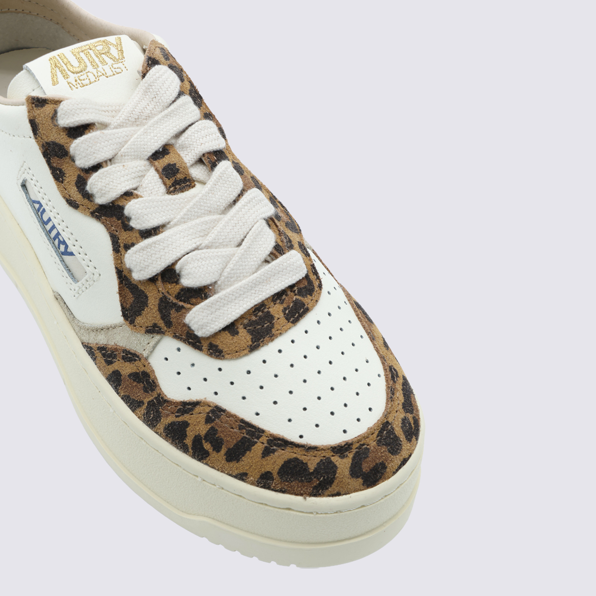 [AUTRY] Sneakers FW26 PTLWKE01