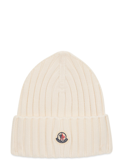Knitted beanie