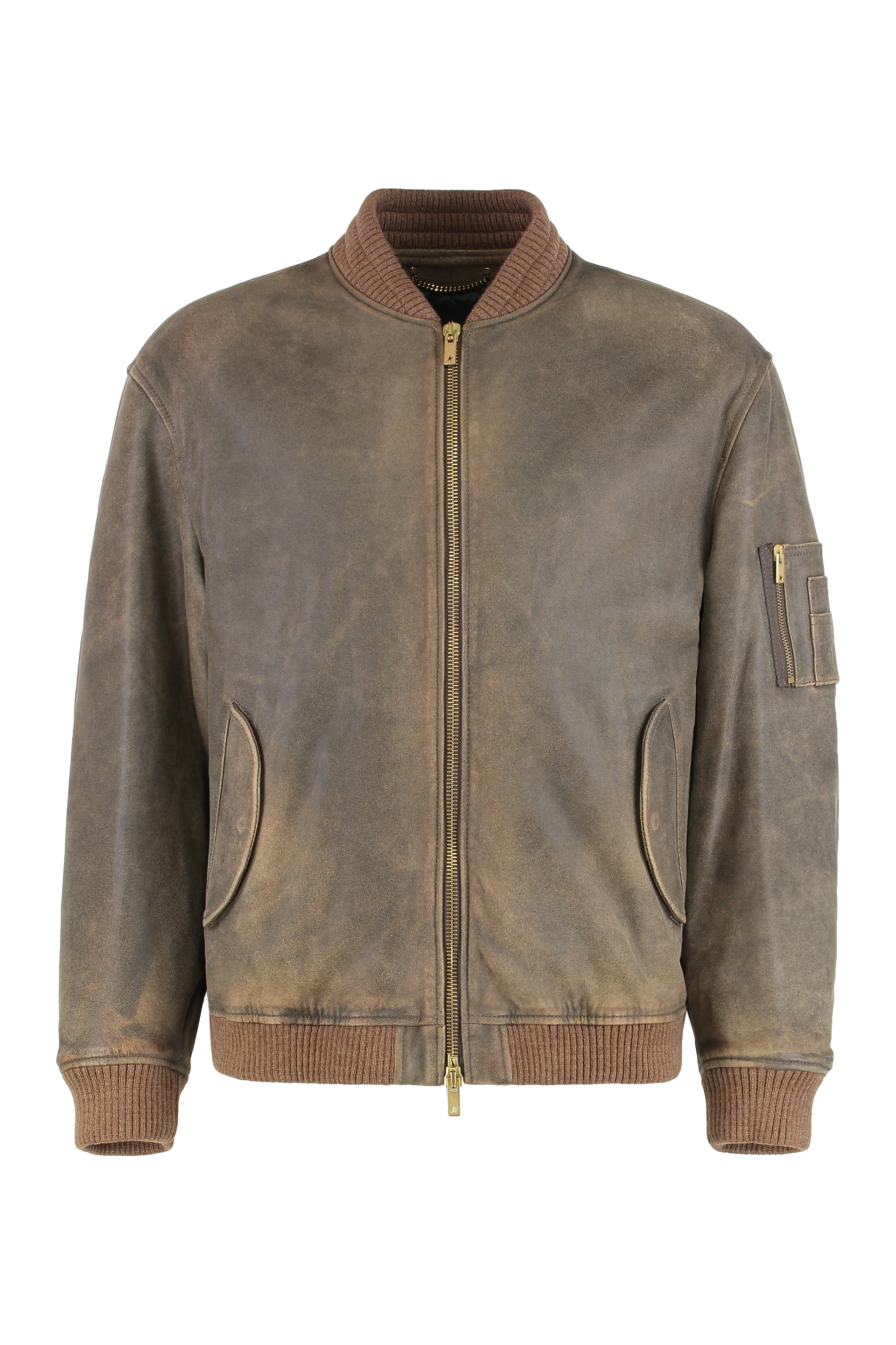 Leather lived-in effect rivet