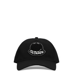 Baseball cap with logo