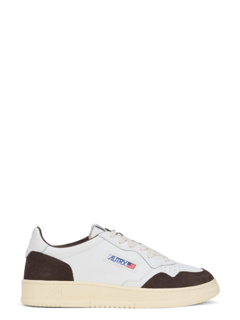 Sneakers with suede details