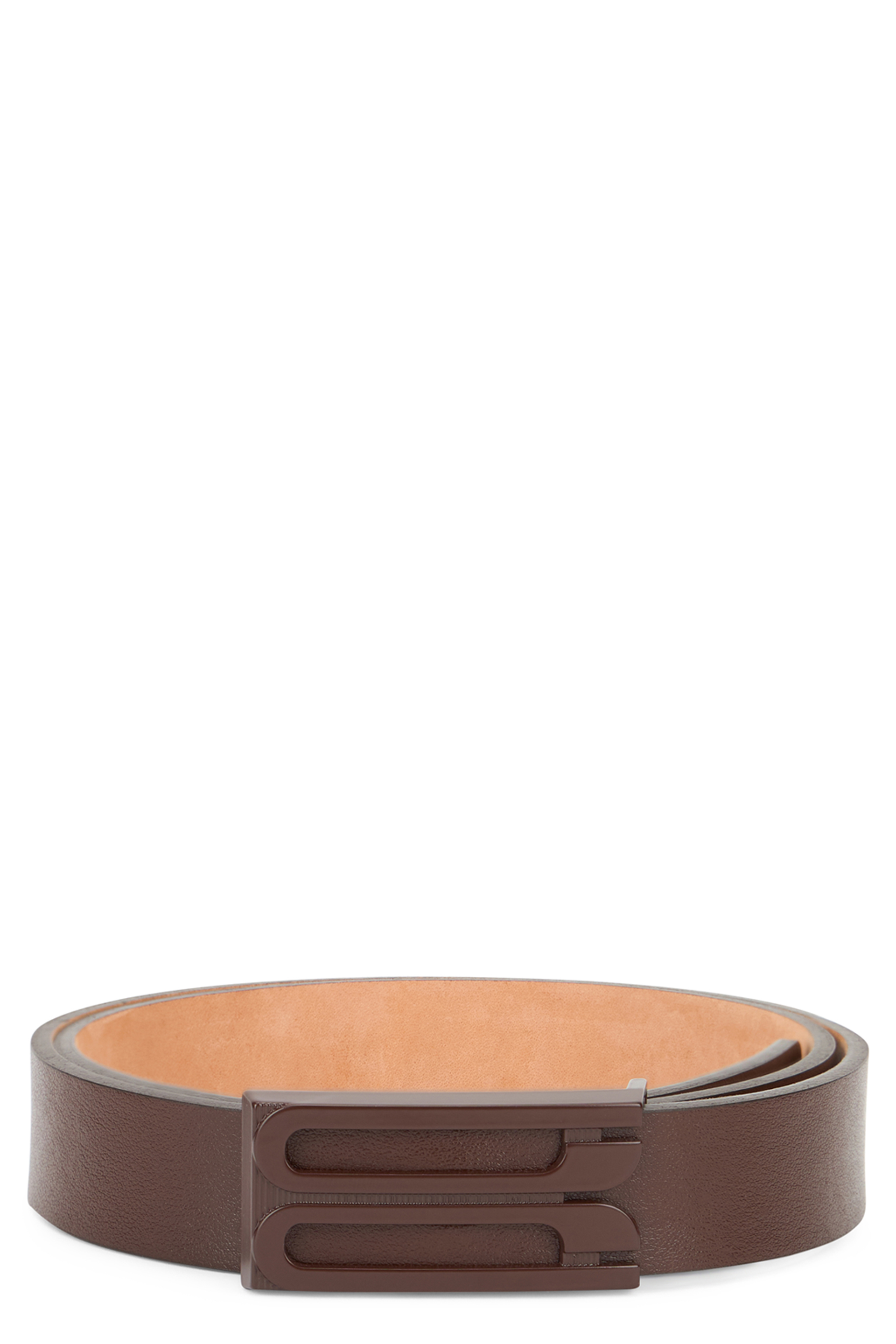 Leather belt with buckle