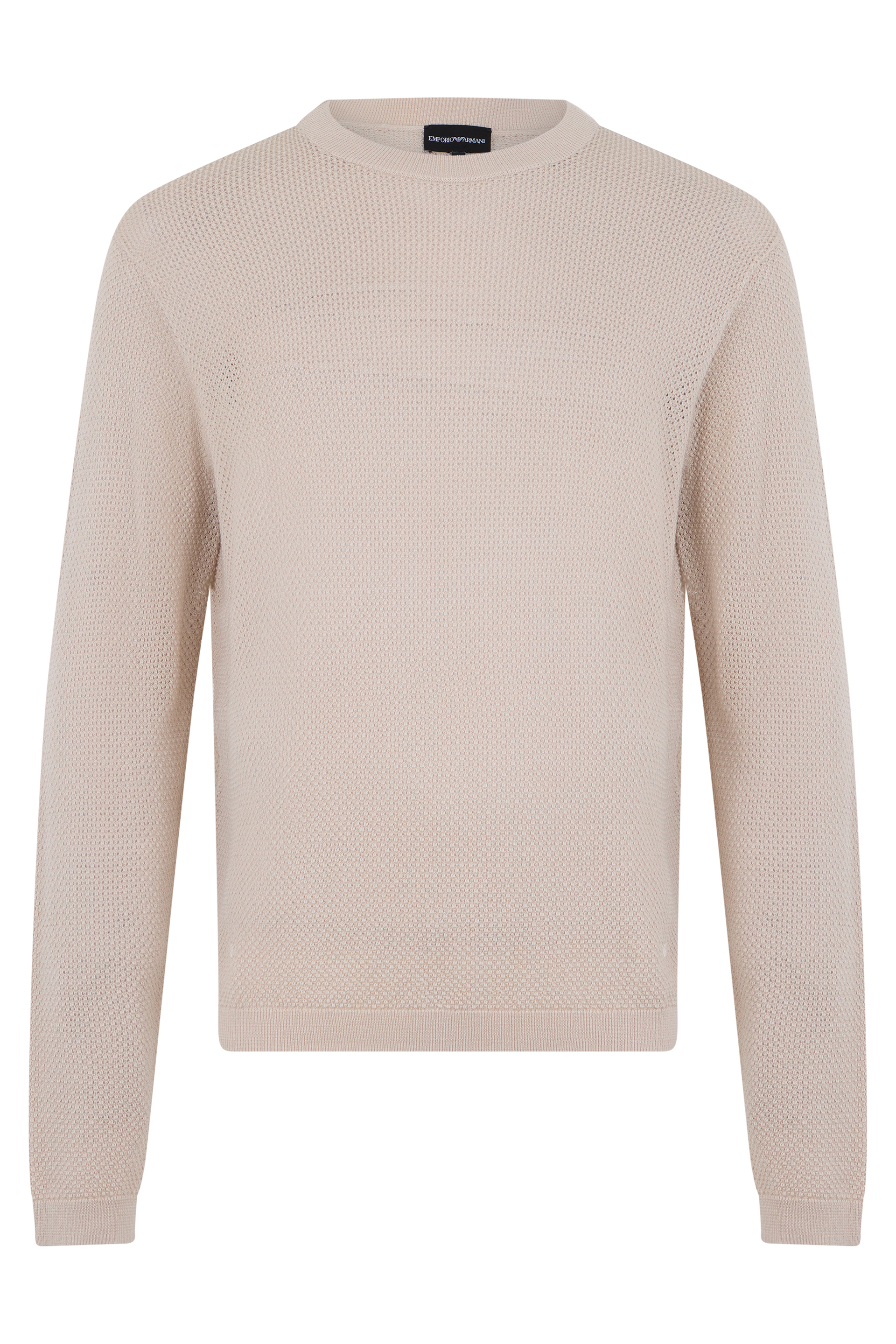 Versatile long-sleeve pullover in neutral