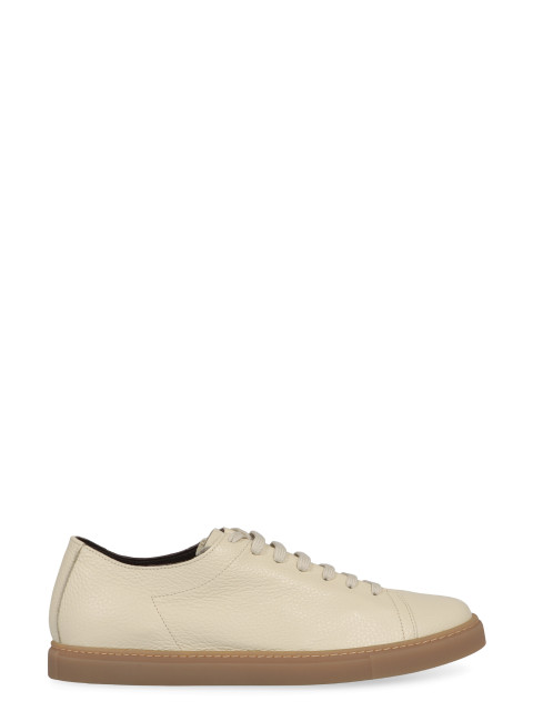 Sneakers made of hammered calfskin